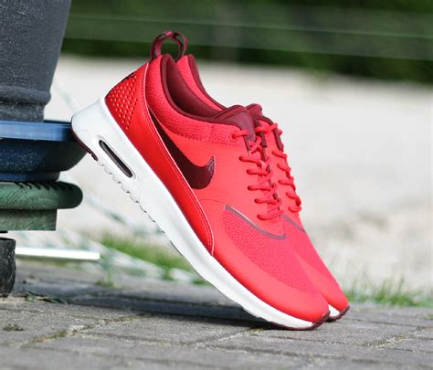 nike air max thea rot herren|air max thea foot locker.